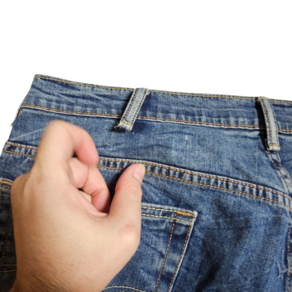 Levi's Mens 569 Loose Straight Fit Jeans 42x32 Faded Medium Wash Denim‎ Whiskers - Picture 8 of 13